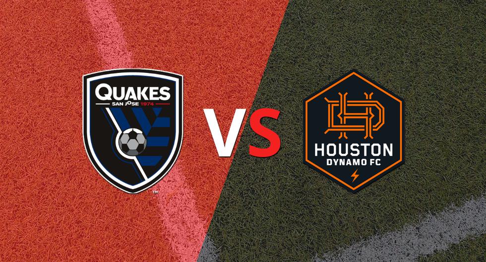 San José Earthquakes and Dynamo remain goalless at the end of the first half.
