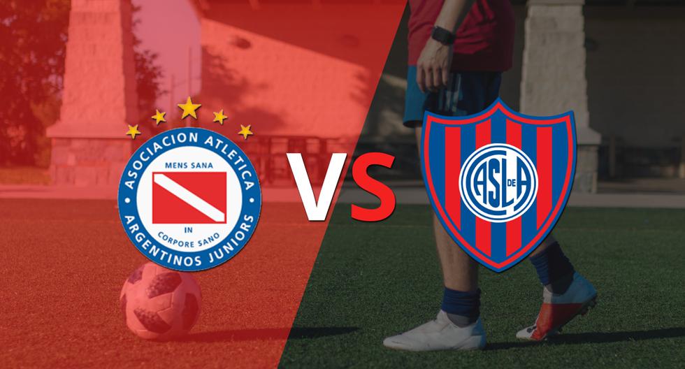 They are already playing in the Seedbed of the World, Argentinos Juniors vs San Lorenzo.