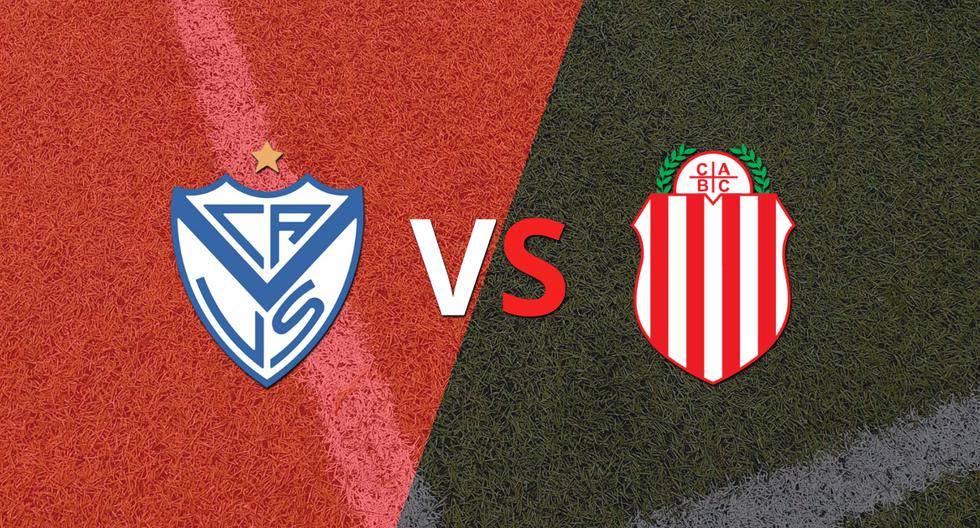 Inicia el partido entre Vélez y Barracas Central