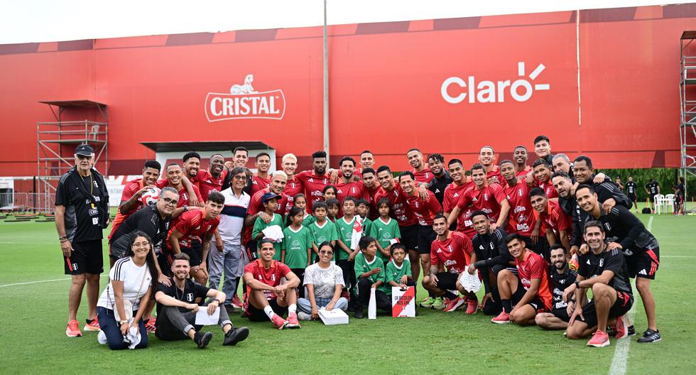 ¡Con una visita especial! Así fue un nuevo día de entrenamientos de Selección Peruana [FOTOS]