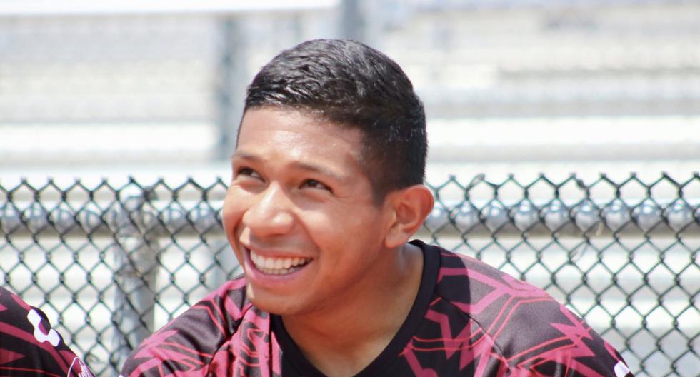 What is known about the possible arrival of Edison Flores to Universitario this 2023?