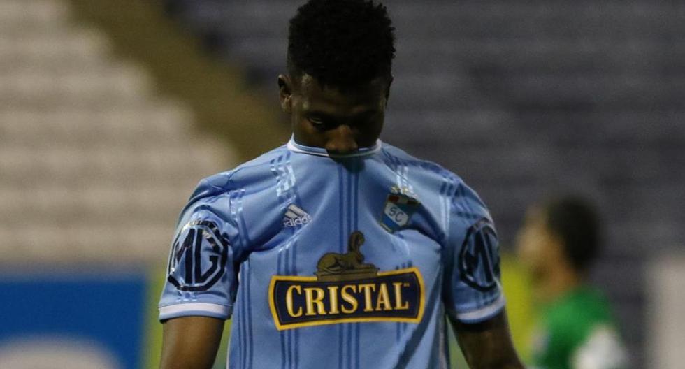 Puso el punto final: Corozo se despide de Sporting Cristal por redes sociales