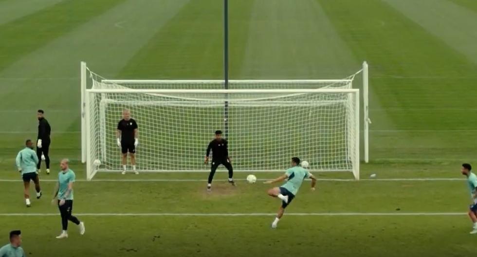 “El gol de la mañana”: Al-Fateh resaltó la gran definición de Alex Valera en la práctica 