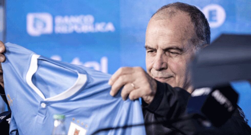 Marcelo Bielsa fue presentado como DT: “No me tuvieron que convencer para dirigir a Uruguay”