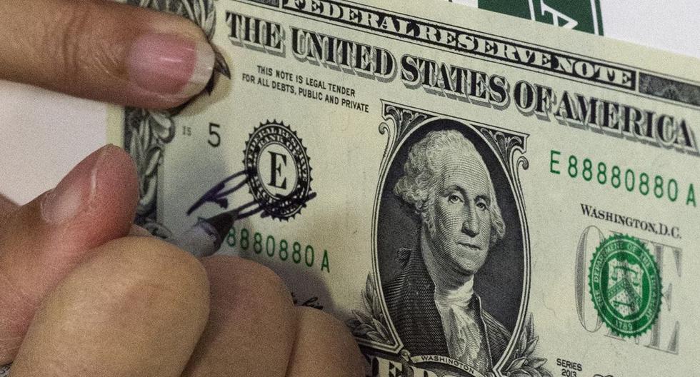 Por qué un billete de un dólar puede valer más de 7 mil dólares