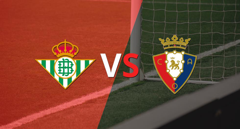 The first half ends with a 1-0 victory for Betis against Osasuna.