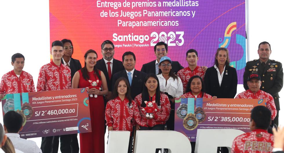 Por ganar medallas en Santiago 2023: IPD condecoró a deportistas y paradeportistas [FOTOS]
