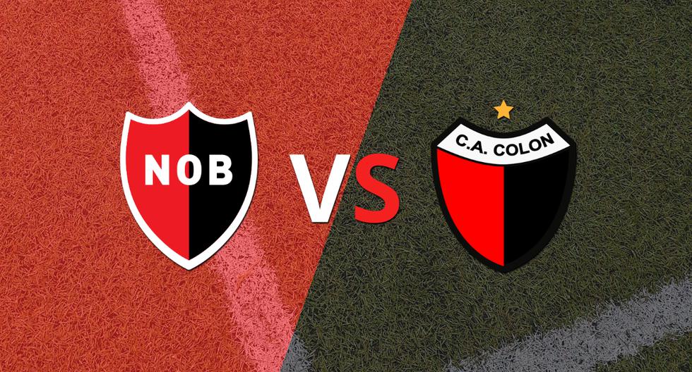 Newell's and Colón remain goalless at the end of the first half.