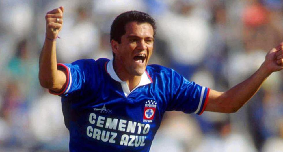 Carlos Hermosillo, ídolo de Cruz Azul: “Apoyen a Juan Reynoso, los llevará al Mundial”