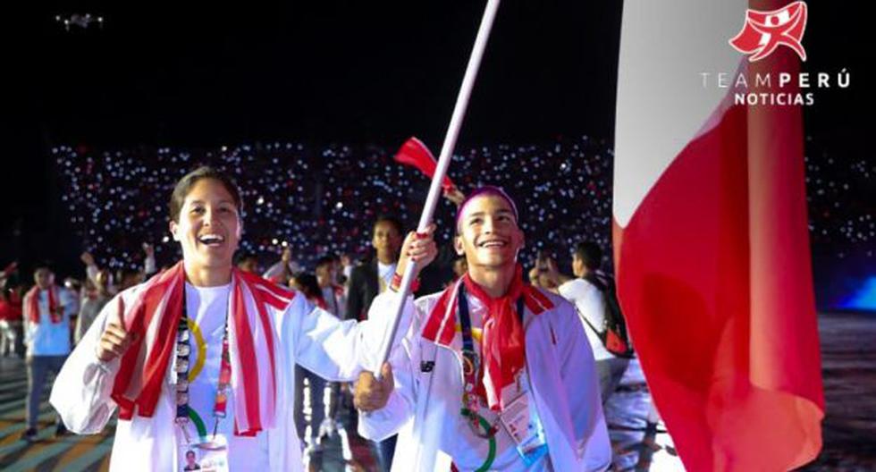 Perú desfiló en los Juegos Suramericanos Asunción 2022: Alexandra Grande y Ángelo Caro, los abanderados