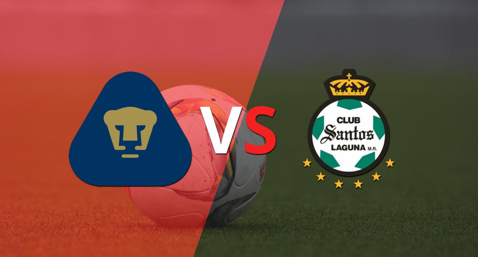 Comienza el juego entre Pumas UNAM y Santos Laguna en el estadio Olímpico Universitario