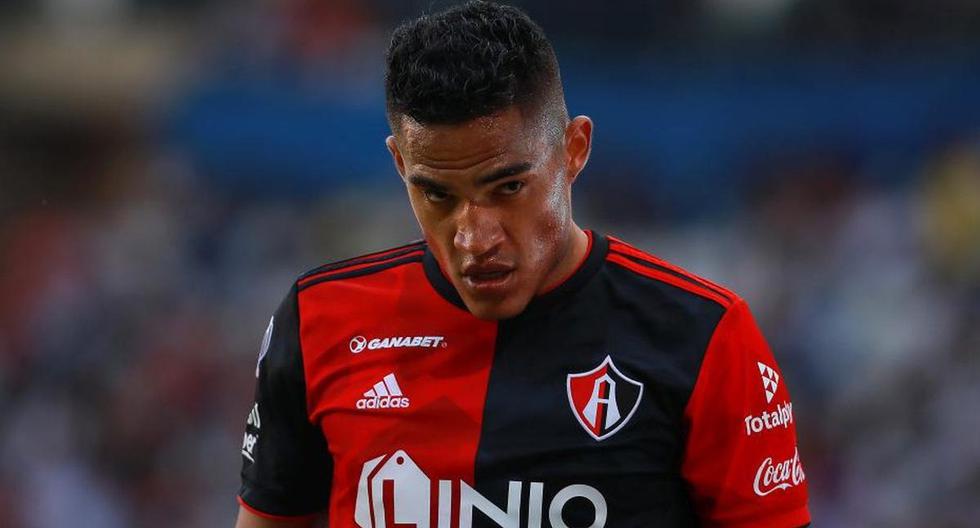Preocupación por Santamaría: DT de Atlas dio detalles de la lesión del defensor peruano