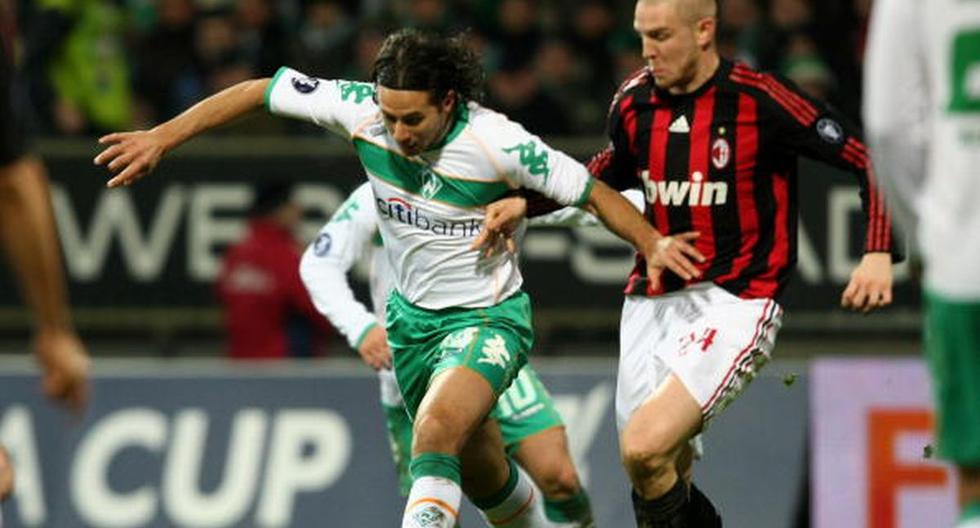 Claudio Pizarro and the reason why he was one signature away from joining AC Milan in 2008.
