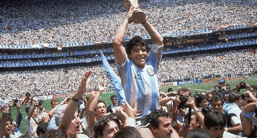 En pleno Mundial Qatar 2022: ¿Cuándo costaría fichar a Diego Maradona en tu equipo?