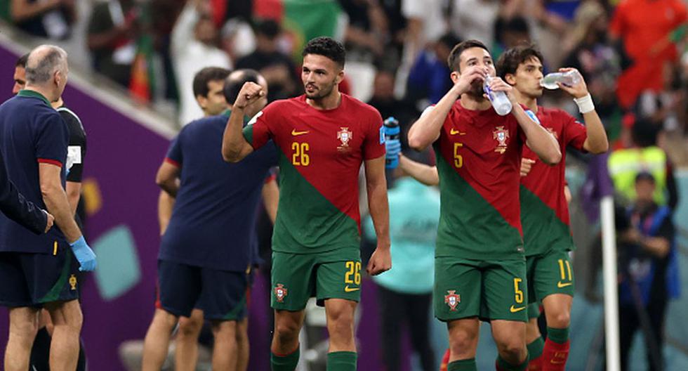 They played tennis: Portugal beat Switzerland 6-1 and are in the World Cup quarter-finals.