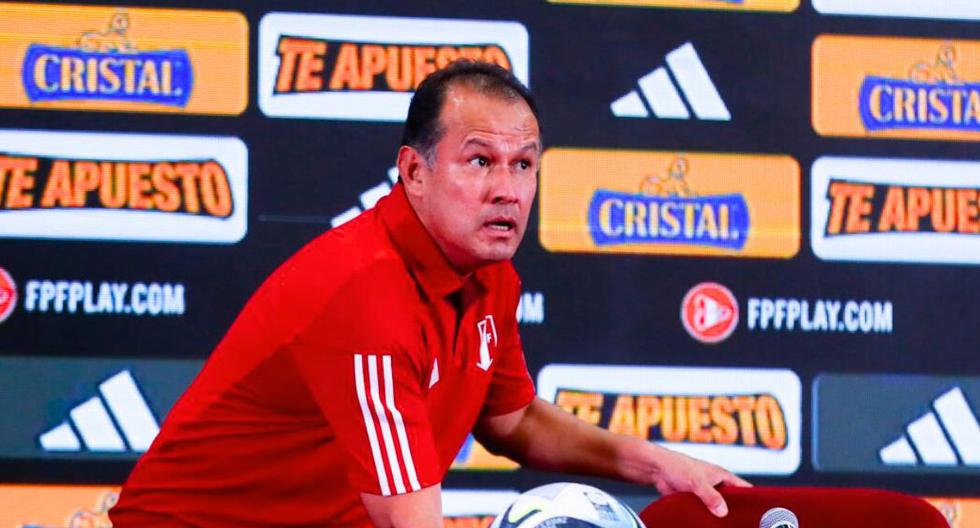 Camino libre para Fossati: FPF hizo oficial la salida de Reynoso de la Selección Peruana