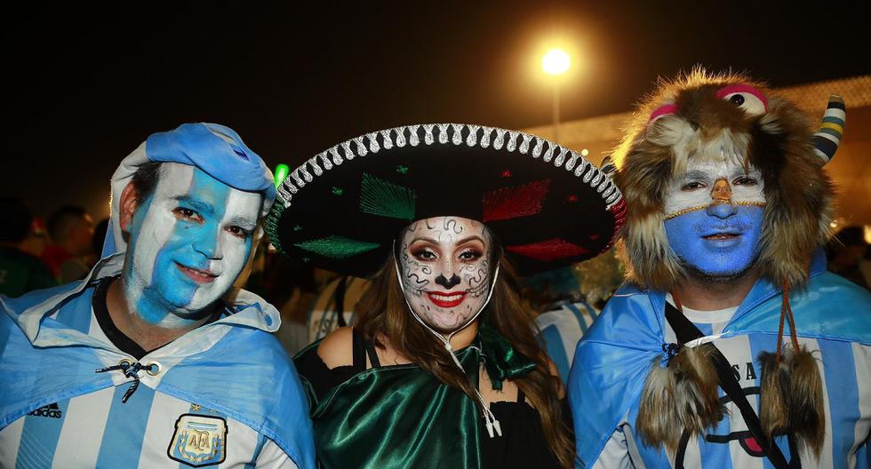 ¡Una fiesta! Todo el color de las hinchadas en la previa del Argentina vs México, por el Mundial [FOTOS]