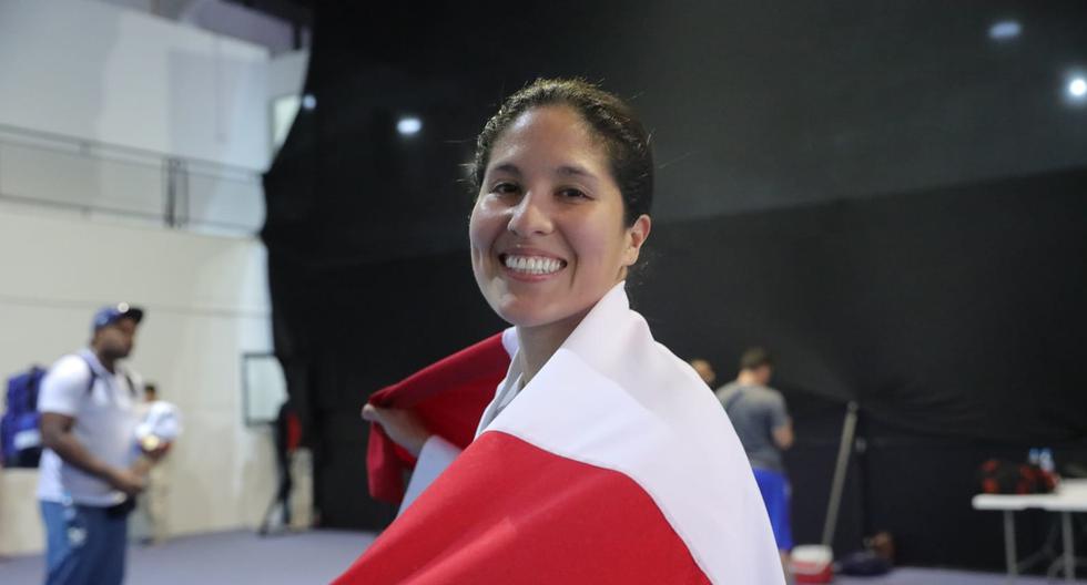 ¡Gigante! Alexandra Grande gana el oro en karate en los Juegos Suramericanos