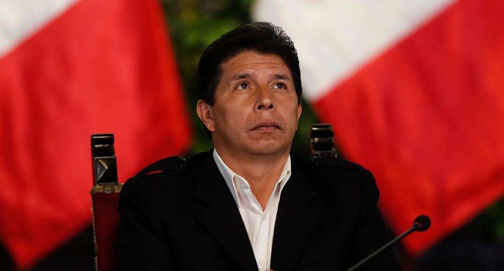 Pedro Castillo es llevado a la Prefectura de Lima, tras ser vacado y fracasar en dar un golpe de Estado