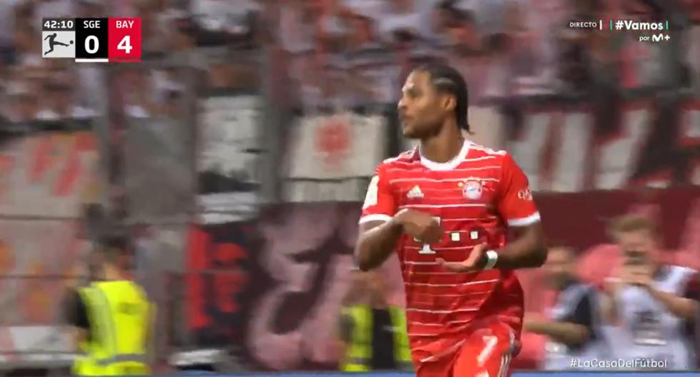 Someone stop them: Musiala and Gnabry scored Bayern's 5-0 against Frankfurt.