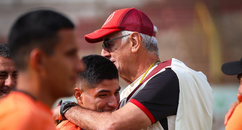 Does he arrive without casualties? Jorge Fossati and the present of Universitario with an eye on the match against Cusco FC.