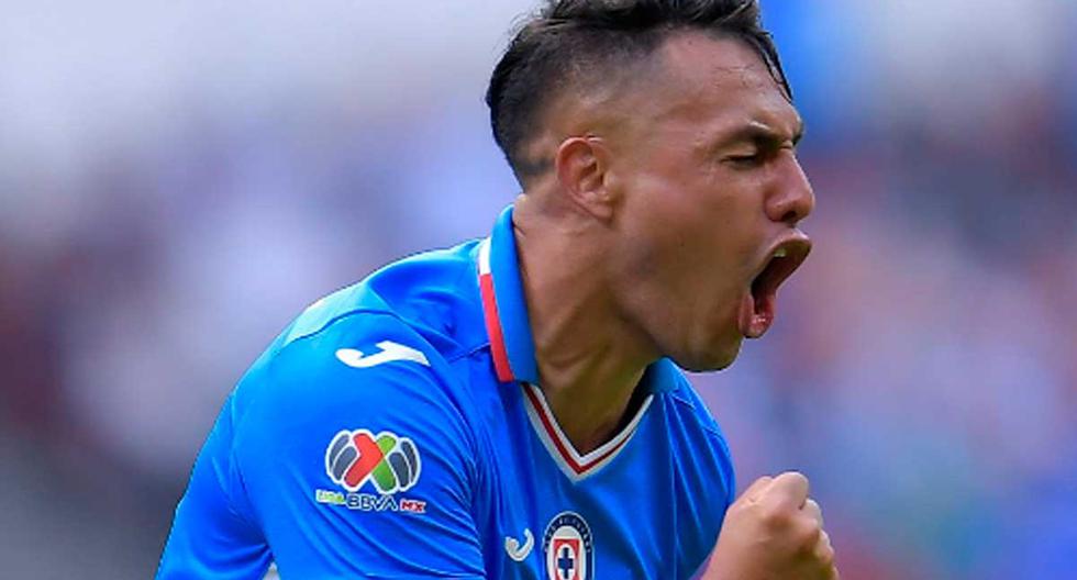 Se estrenó con el gol: Iván Morales marcó golazo para el 1-0 en el Cruz Azul vs. Necaxa 
