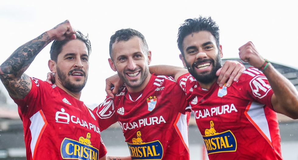 El Cristal inquebrantable: las claves del éxito del equipo de Roberto Mosquera en el Clausura 2022