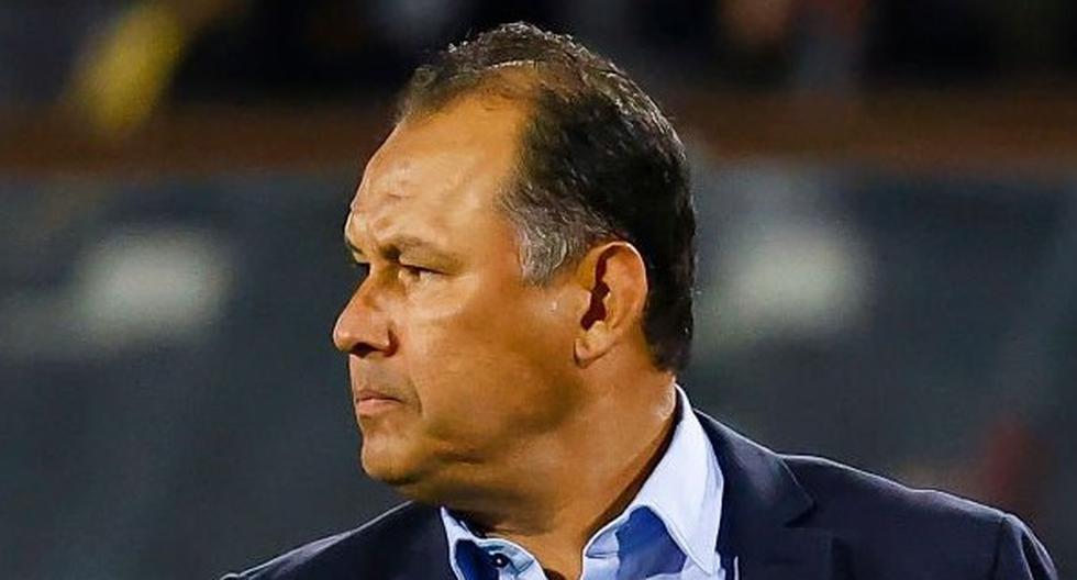 The fear of losing comes at a high price: the numbers of Juan Reynoso in charge of the Peruvian National Team.