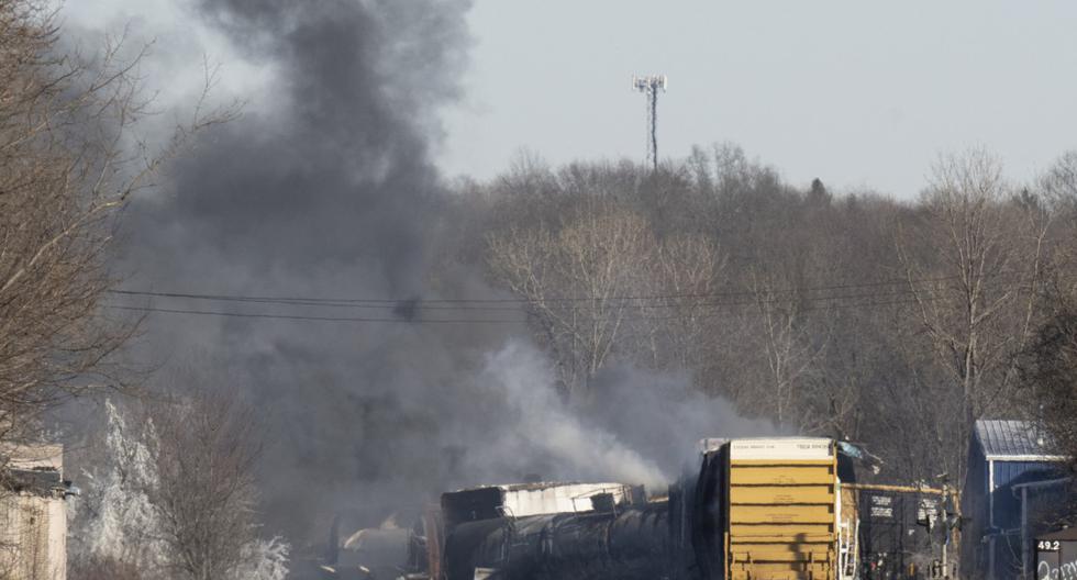 Cuáles fueron las sustancias derramadas en el accidente del tren de Ohio y su peligrosidad
