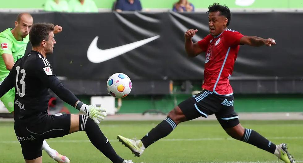 Con Renato Tapia como titular: Celta de Vigo venció 1-0 al Wolfsburgo en amistoso