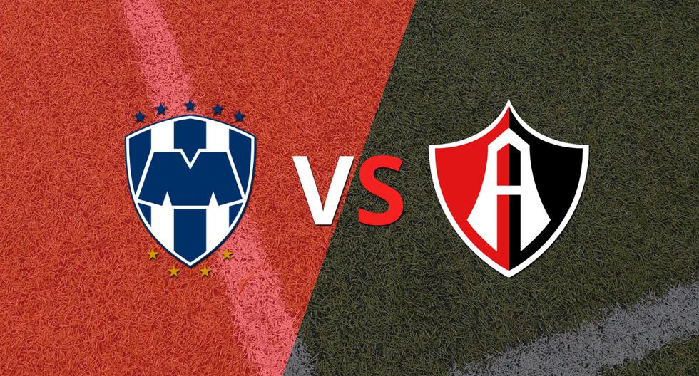Pitazo inicial para el duelo entre CF Monterrey y Atlas