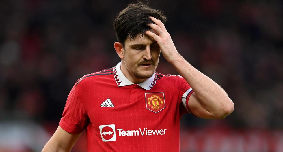 Harry Maguire is a problem: Manchester United needs to sell him in order to continue signing players.