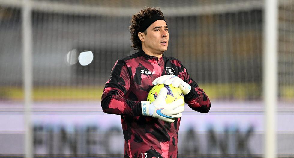 Ya no es titular: ‘Memo’ Ochoa estuvo en el banco en Salernitana vs. Hellas Verona