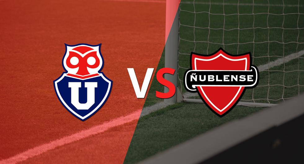 Universidad de Chile y Ñublense se mantienen sin goles al finalizar el primer tiempo