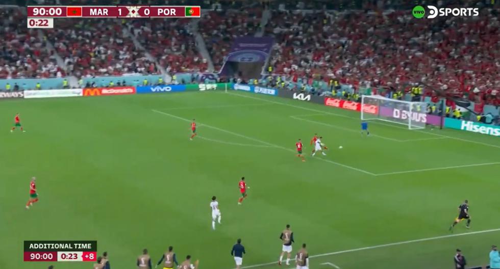 La chance más clara de Portugal: Cristiano Ronaldo no pudo ante Bono para marcar el empate 