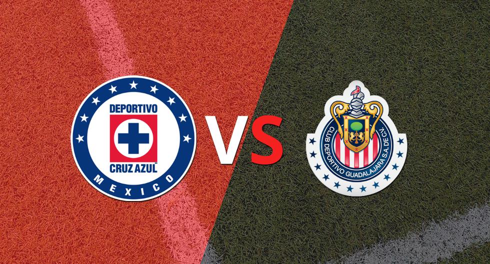Cruz Azul gana por la mínima a Chivas en el estadio Azteca