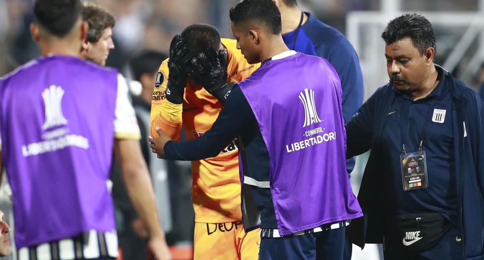 ¡Una lástima! Ángelo Campos tuvo que dejar el Alianza Lima vs. Colo Colo por lesión