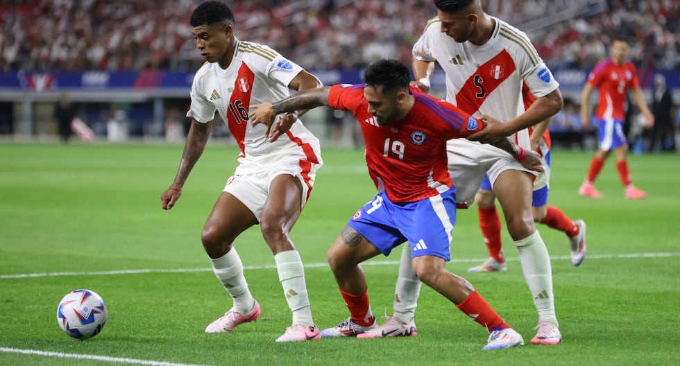 El bloque defensivo de Perú: ¿por qué la ‘Bicolor’ pudo mantener el cero en su debut ante Chile?