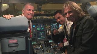 Tripulación de avión agradeció a Ricardo Gareca por la clasificación al Mundial Rusia 2018 [VIDEO]