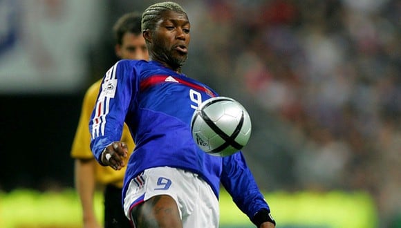 Djibril Cissé se perdió el Mundial de Alemania 2006 con Francia por una rotura de tibia y peroné en su pierna derecha. (Getty Images)