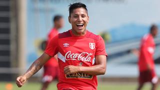 Raúl Ruidíaz: "No tengo dudas de que Perú va a pasar a octavos en el Mundial"