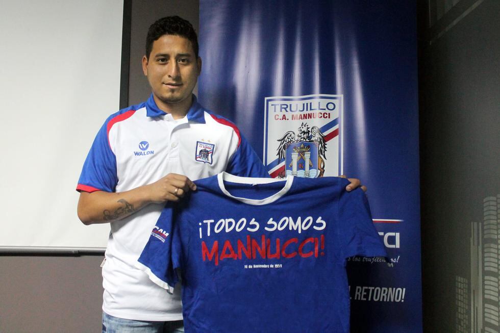 César Medina llega a Mannucci procedente de Ayacucho FC.