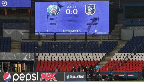 El partido entre PSG e Istanbul BB iba en el momento de la suspensión, en el minuto 22, con empate a cero. (Getty)