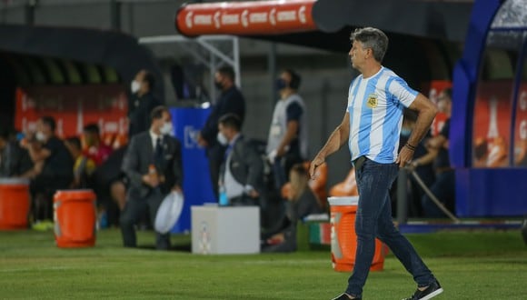 Renato tuvo un gran gesto con Diego Armando Maradona. (Foto: Conmebol)
