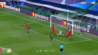 Goles que no haces... Toko Ekambi se lució con gran jugada, pero perdió el 1-0 de Lyon ante Bayern [VIDEO]