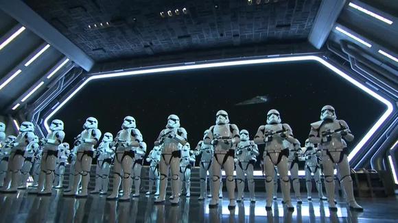 Disney World inaugura en Orlando nueva atracción de "Star Wars"