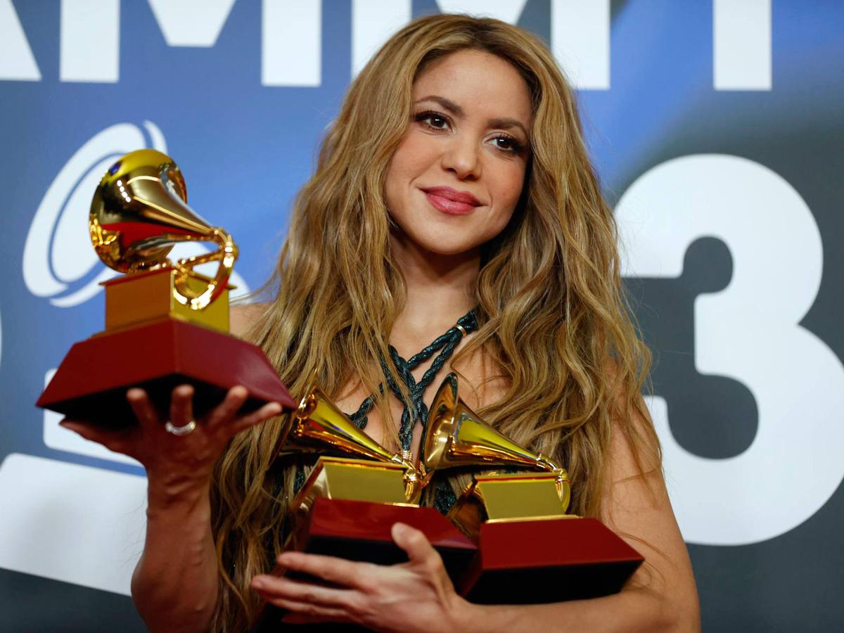 Karol G, Bizarrap, Shakira y Lafourcade triunfan en los Latin Grammy