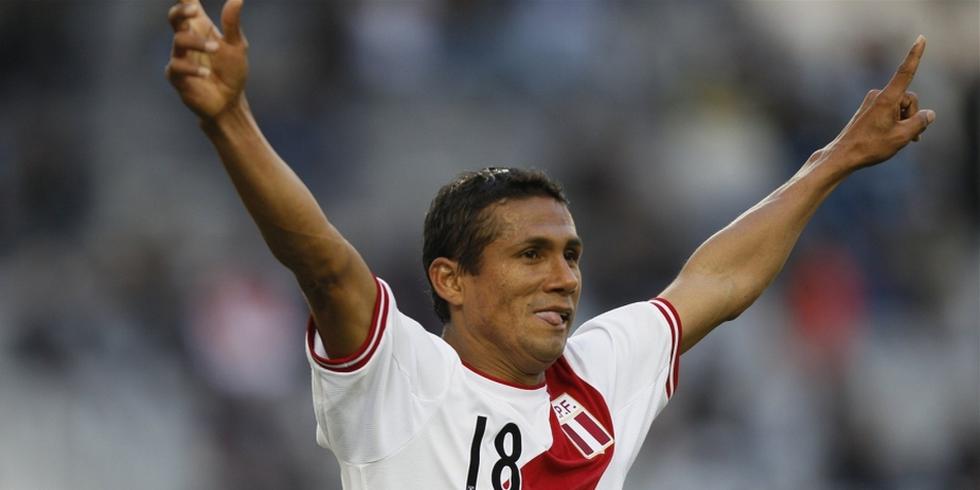 William 'Periquito' Chiroque debutó en el 2004 con la camiseta de la Selección Peruana. (AP)