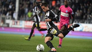 Un pase sin tocar el balón: Benavente formó parte de gran jugada de gol del Charleroi