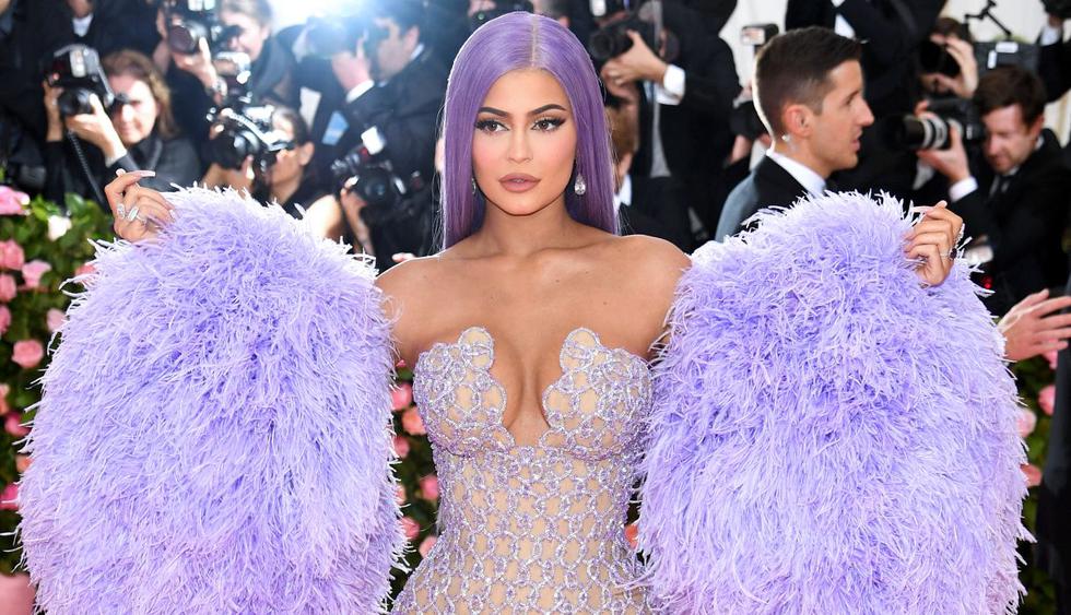 Kylie Jenner estrenó nuevo look y se ganó el elogio de sus millones de seguidores. (Foto: AFP)